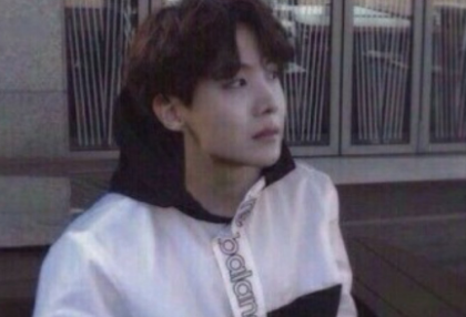 누나 뭐해요 ? 연재 ❌ thumbnail