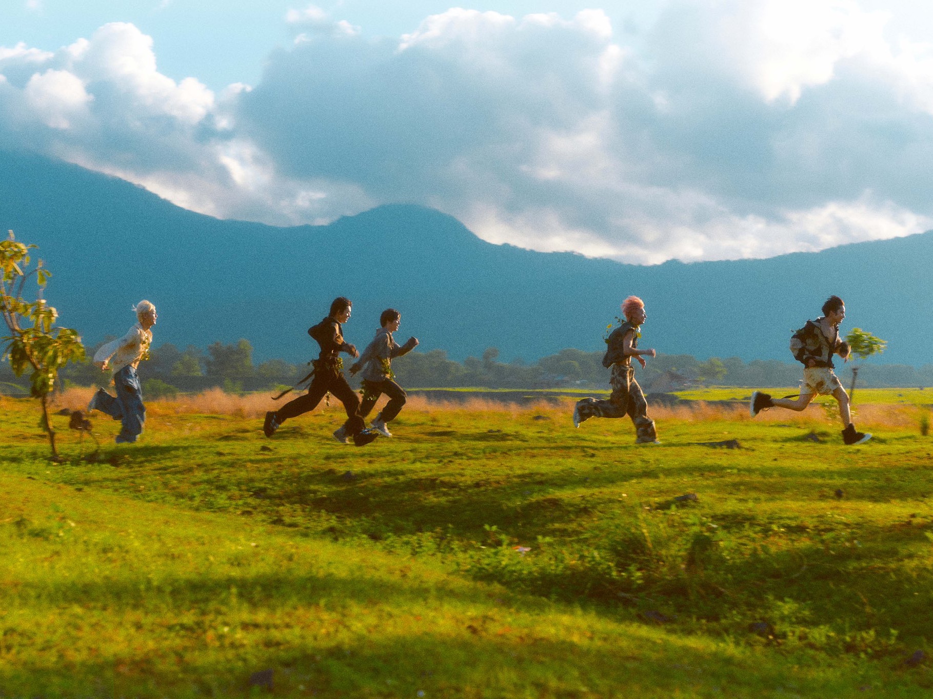 女神正在註視著 thumbnail