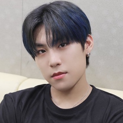우진 image