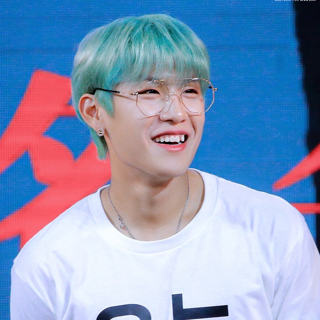 우진 image