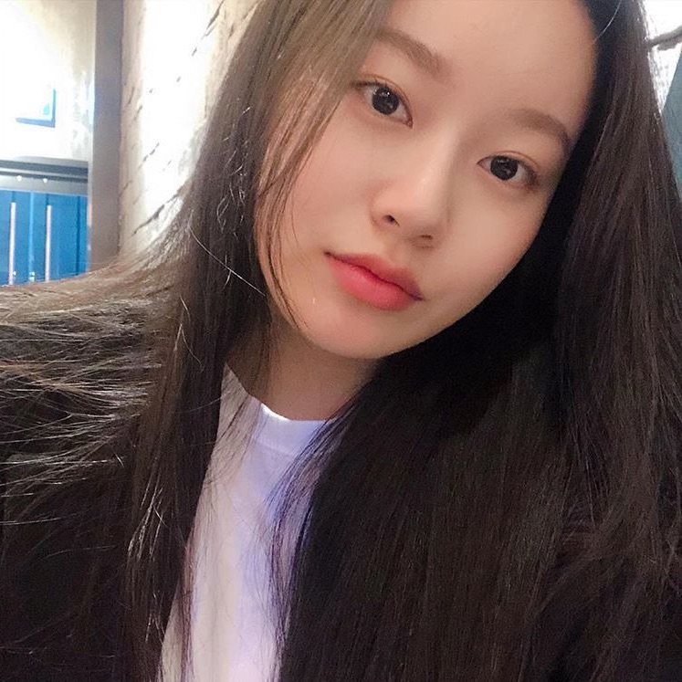 유나(과장) image