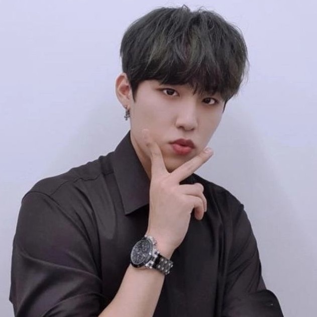 우진 image