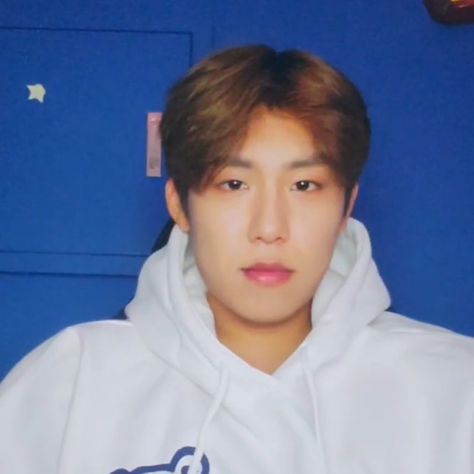 우진 image
