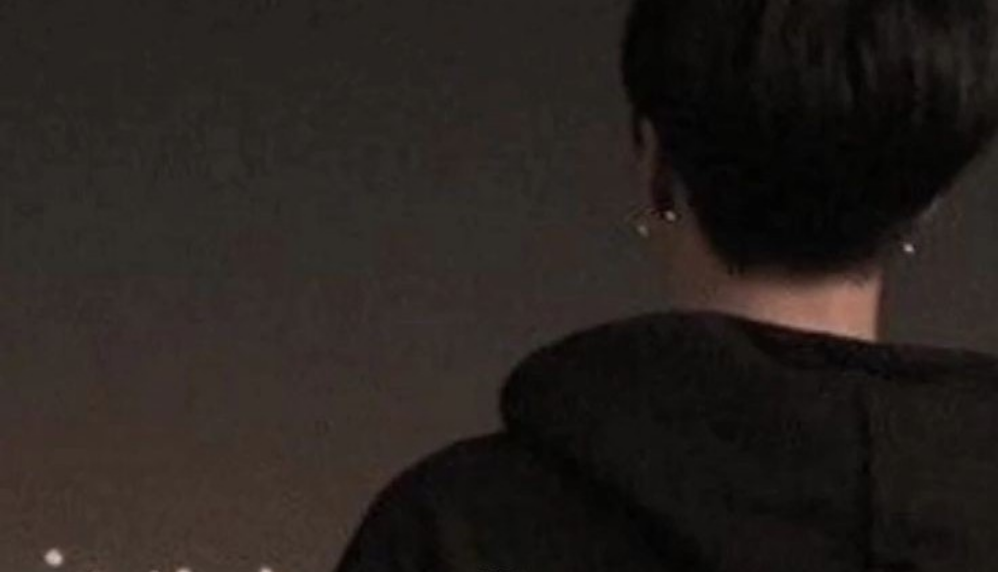 봄 이후의 벚꽃 thumbnail