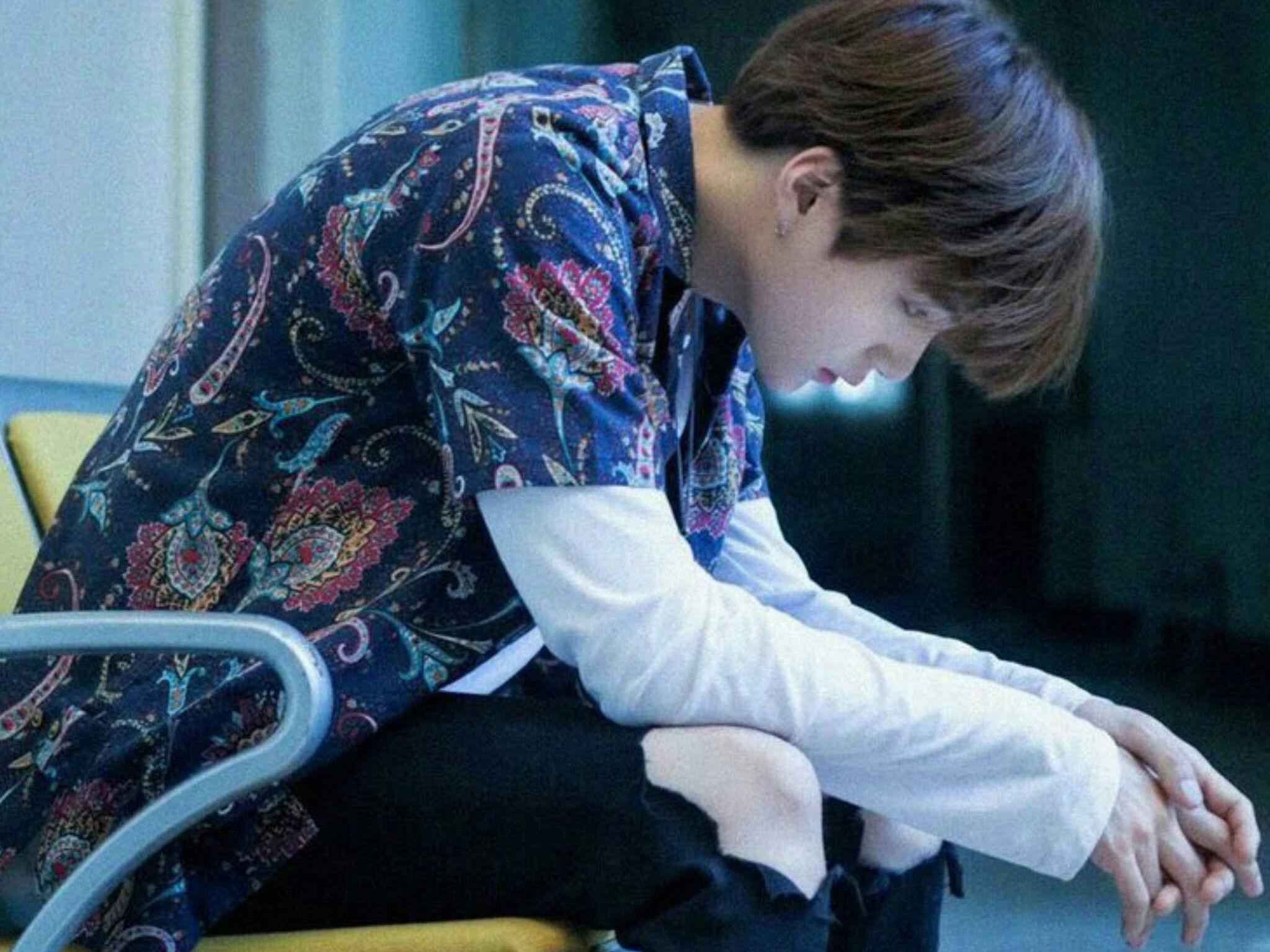 민윤기/19세 image