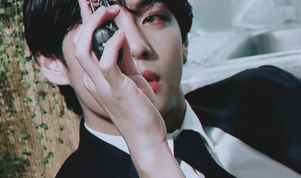 𝐋𝐎𝐕𝐄 𝐌𝐀𝐙𝐄 thumbnail