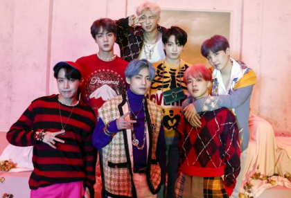 𝐇𝐨𝐠𝐰𝐚𝐫𝐭𝐬 𝐒𝐜𝐡𝐨𝐨𝐥 thumbnail