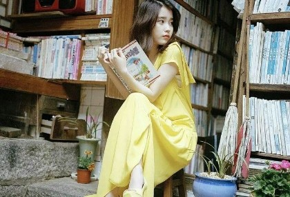 Red roof next to a slope thumbnail