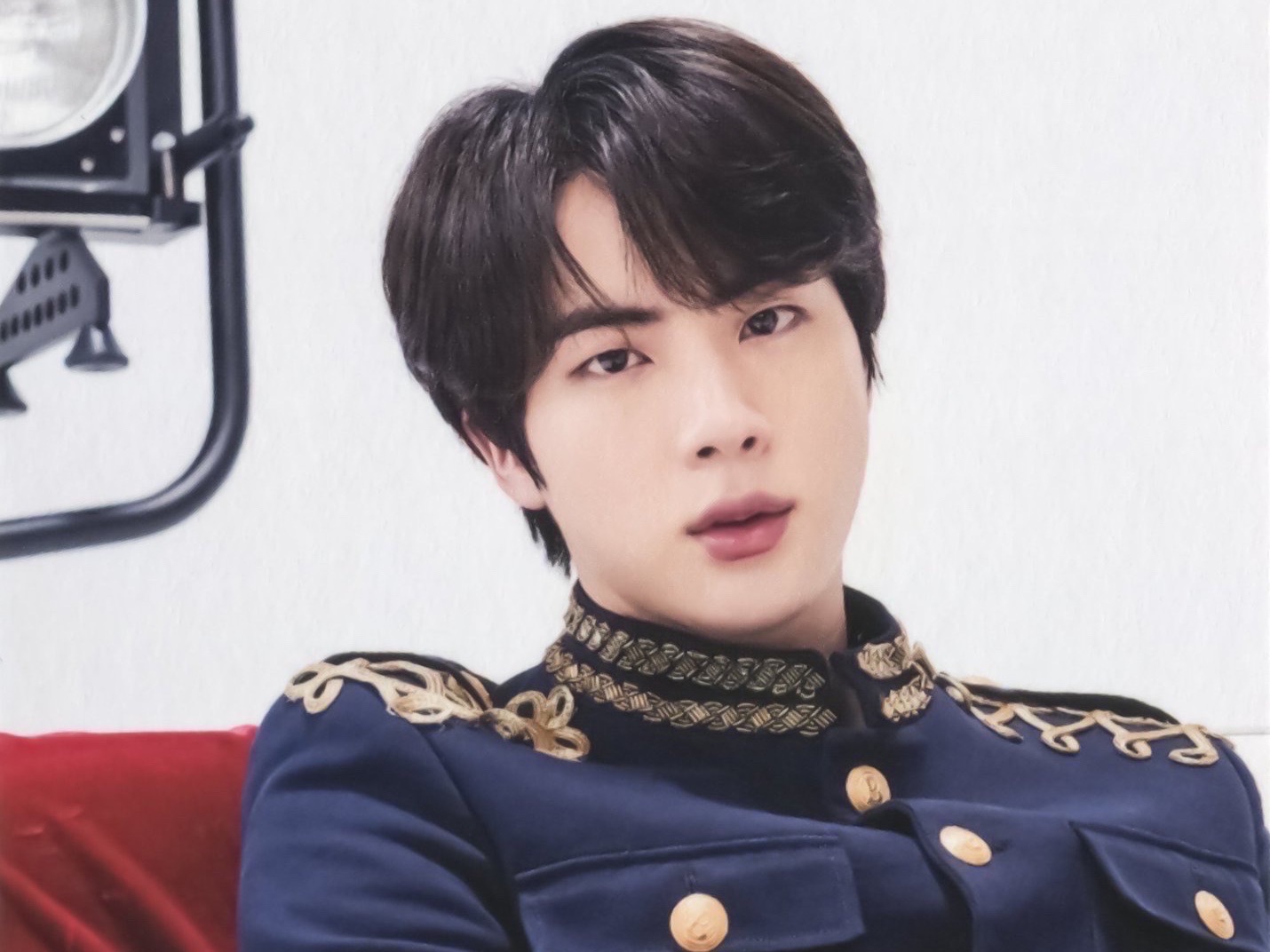 Thoát khỏi tên vệ sĩ đó thumbnail