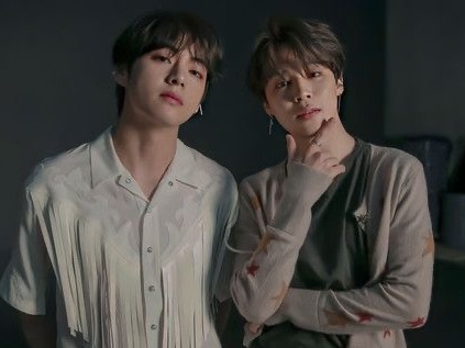 친오빠의 친구가 전남친일 때 thumbnail