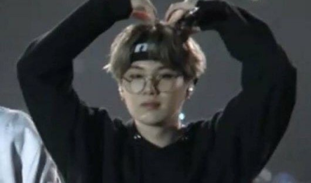 Petit ami loup | DISCUSSION thumbnail