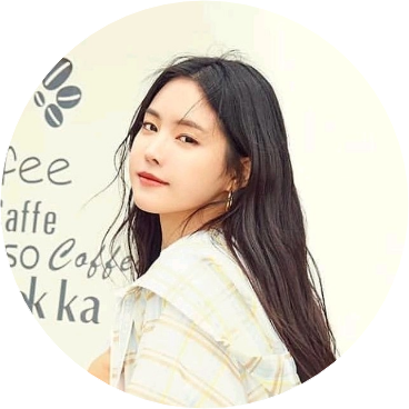 손나은 image
