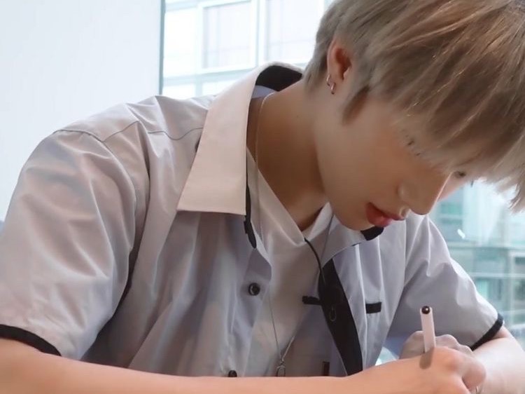 ami masculin thumbnail