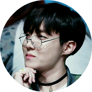 정호석 image