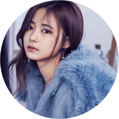 지나가던여인 image