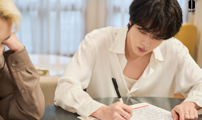 Wise Reverse Harem Life thumbnail