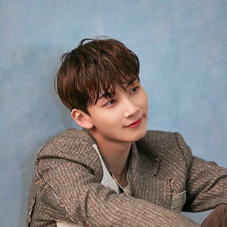 윤정한 image