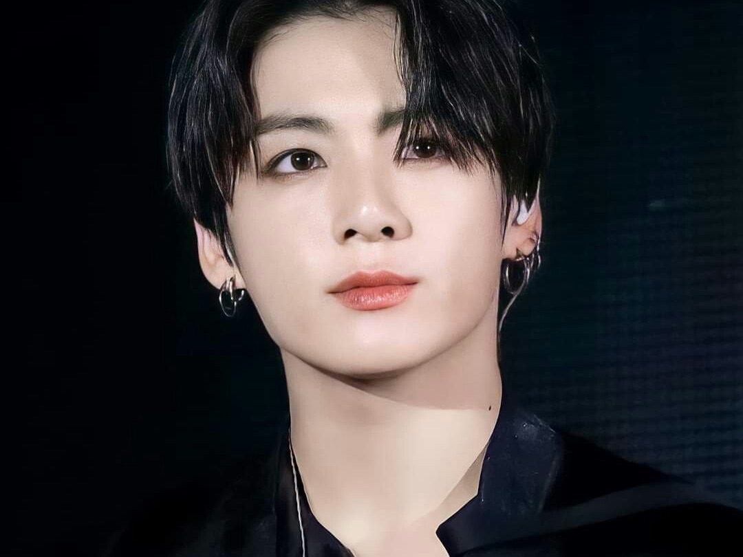 전정국/24살 image