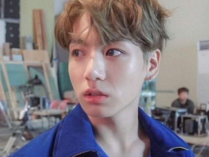 Tiki-taka con Jeon Jungkook thumbnail