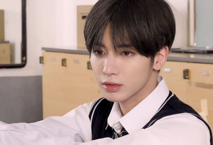 철벽 개쩌는 선배가 넘어올 확률 thumbnail