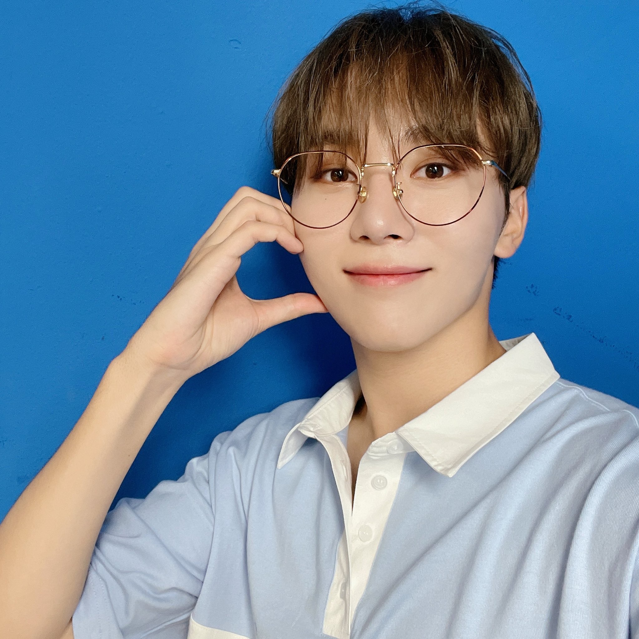 부승관 image