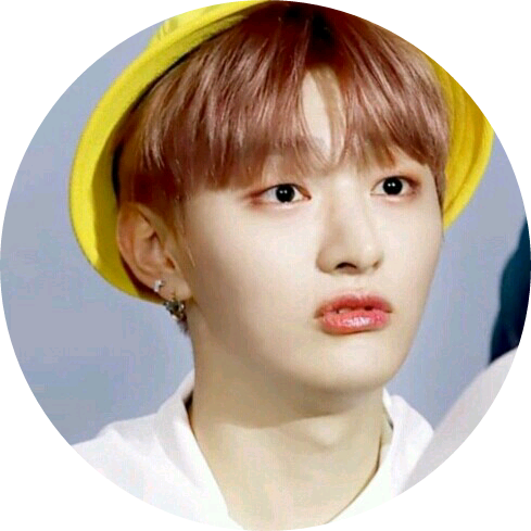 윤지성 image