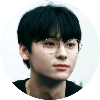 황민현 image