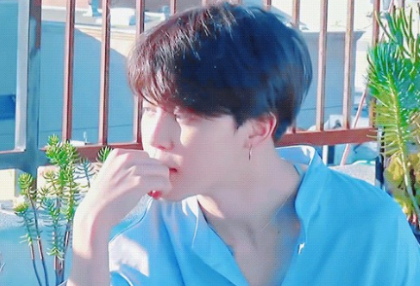 잔디맛 입맞춤 thumbnail