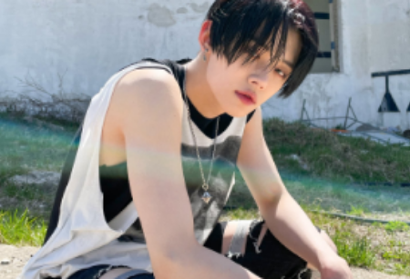 Tu dois être à moi. thumbnail