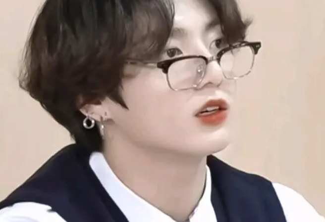 정국 🥰 귀여운 사진 thumbnail