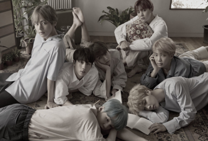 𝑯𝒐𝒖𝒔𝒆 𝑶𝒇 𝑪𝒂𝒓𝒅𝒔 thumbnail