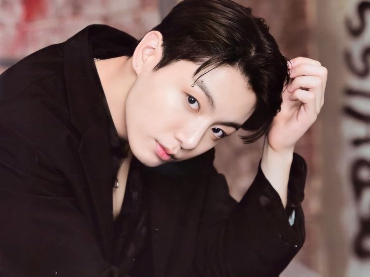 Quando un uomo che pensa che i soldi possano risolvere tutto cerca di portarmi via thumbnail