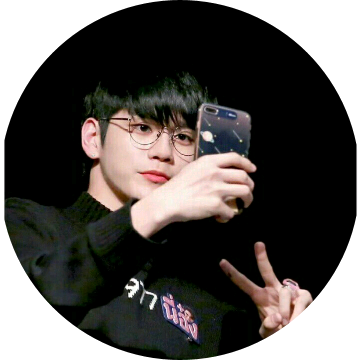 옹성우 image