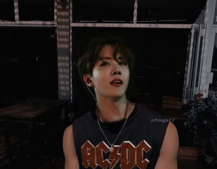 제이홉에게 꼭 투표해주세요.  thumbnail