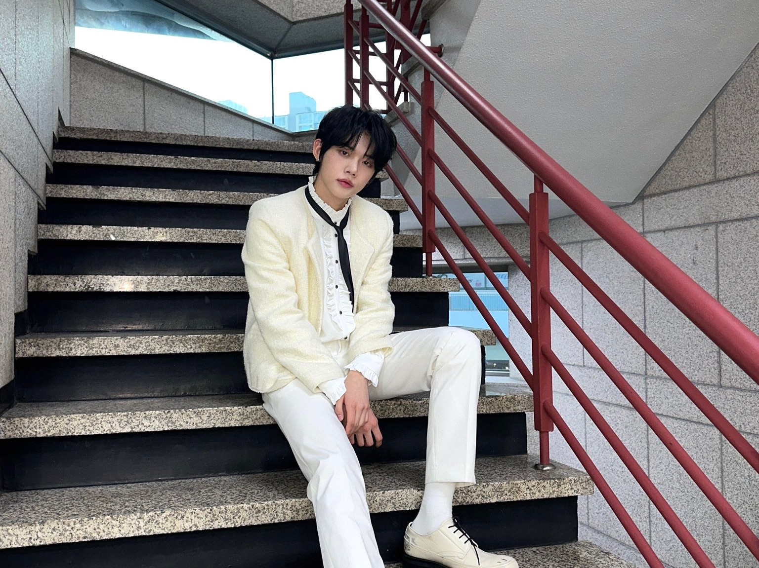 아름다운 피아노 아가씨  thumbnail