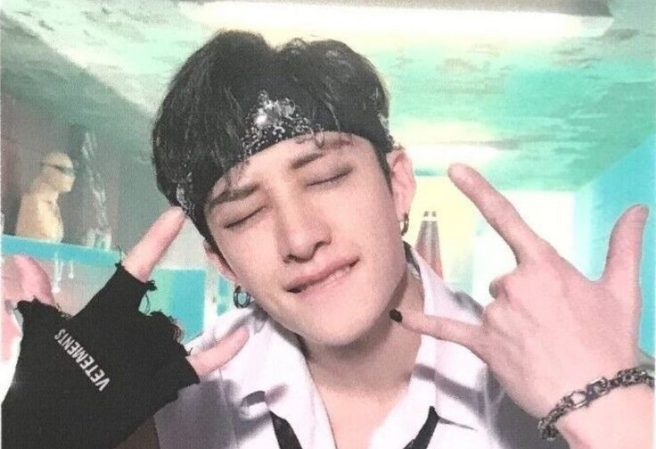 잘생긴 작은 스토커 thumbnail