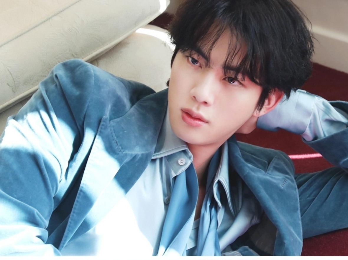 我們該約會嗎，小伙子？ thumbnail