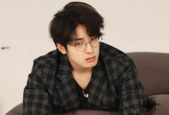 Living in a marriage with a cheapskate thumbnail