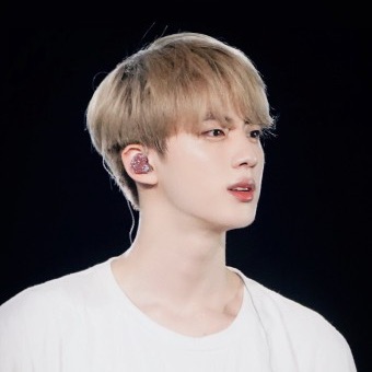 석진 image