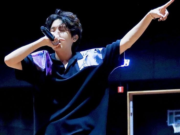 제이홉(정호석) image