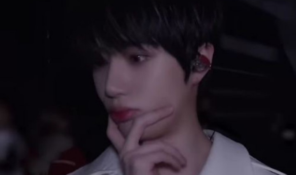 옆집 삼촌은 아이돌 thumbnail