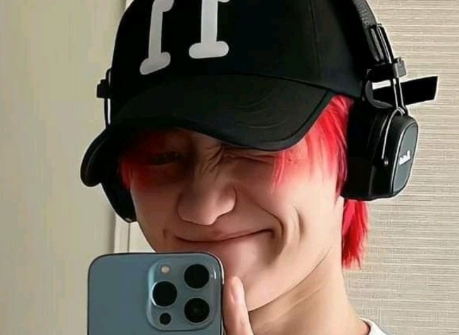 全知视角的BL作者视角 thumbnail