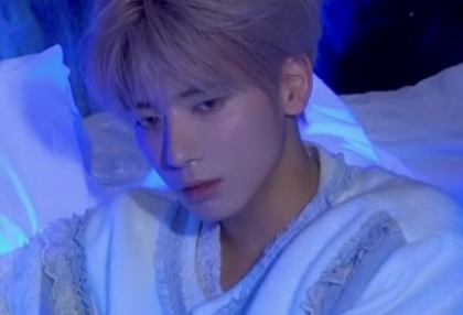 버려진 마법소년 길들이기 thumbnail