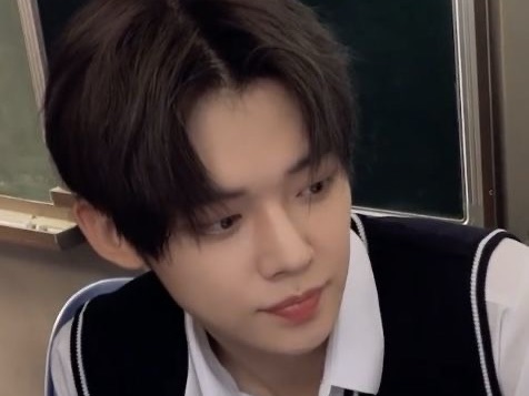 用瘋狂又瘋狂的方式勾引崔然竣 thumbnail