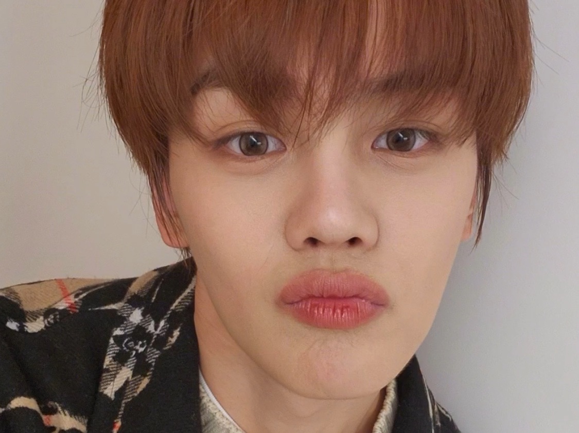 학교짱과 엮였다 thumbnail