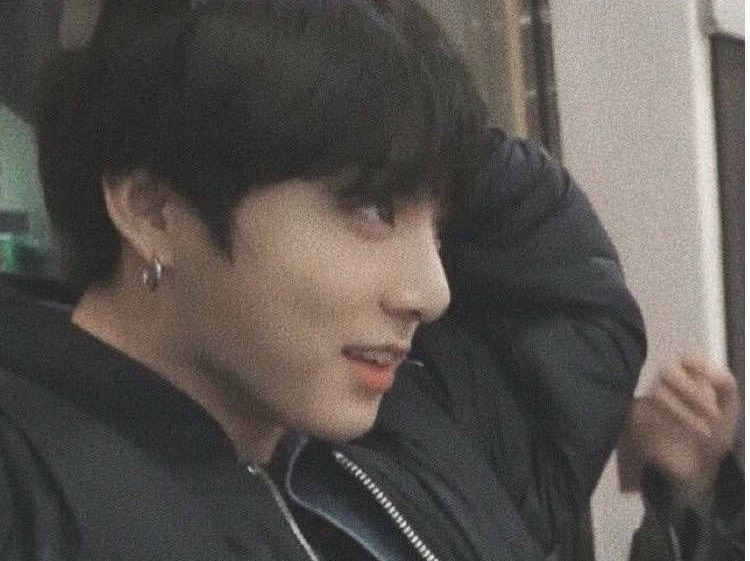 Jeon Jungkook | Truyện ngắn thumbnail