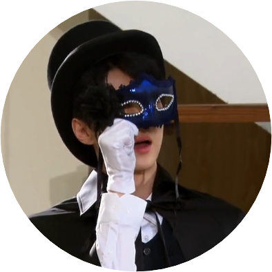 파란 가면(세훈) image