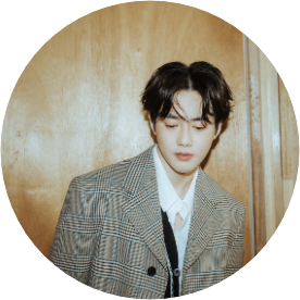 김준면 image
