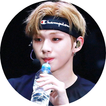 강다니엘 image