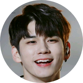 옹성우 image